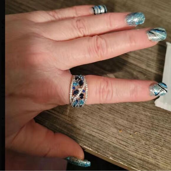 🩵 Blue Crystal Cz Diamond Wide Band  Ring 💎 - Picture 9 of 16